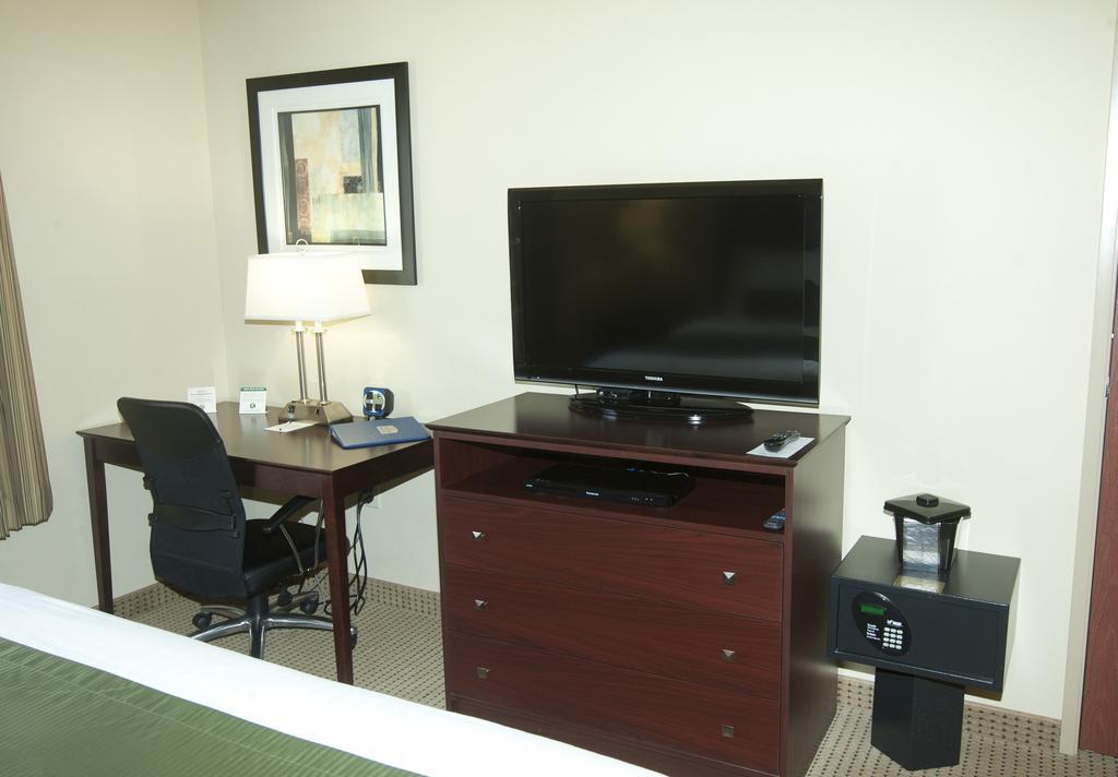 Cobblestone Inn & Suites - Langdon Buitenkant foto