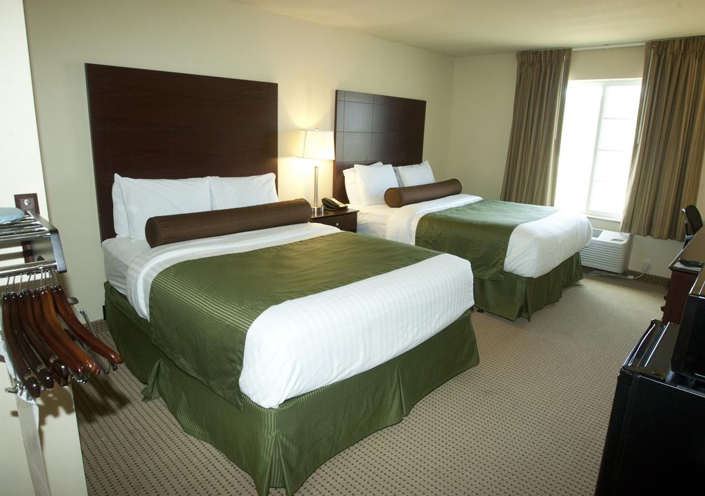Cobblestone Inn & Suites - Langdon Buitenkant foto